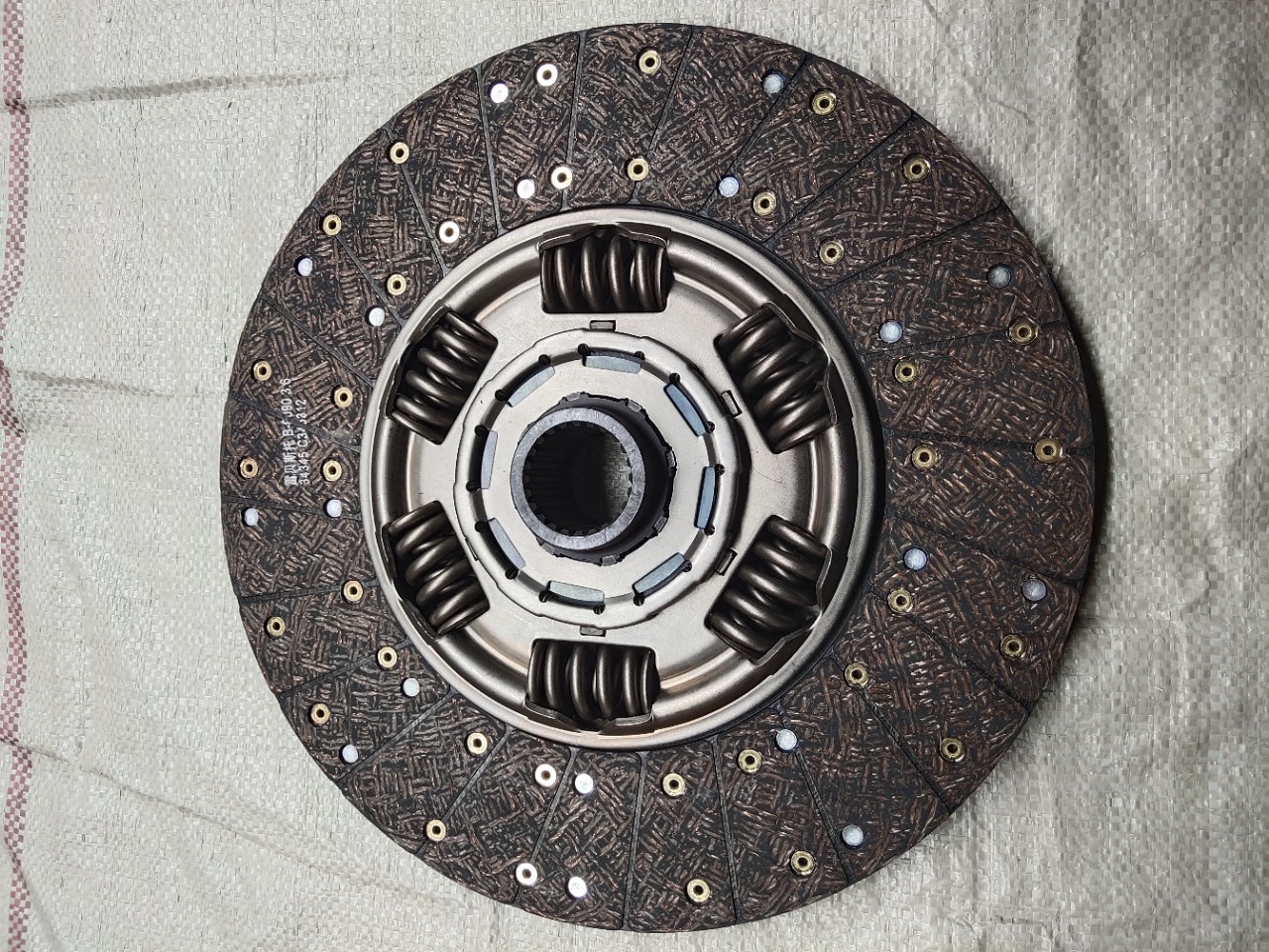 廠家生產銷售供應430大馬力離合器片420－560馬力法雷奧原廠面片